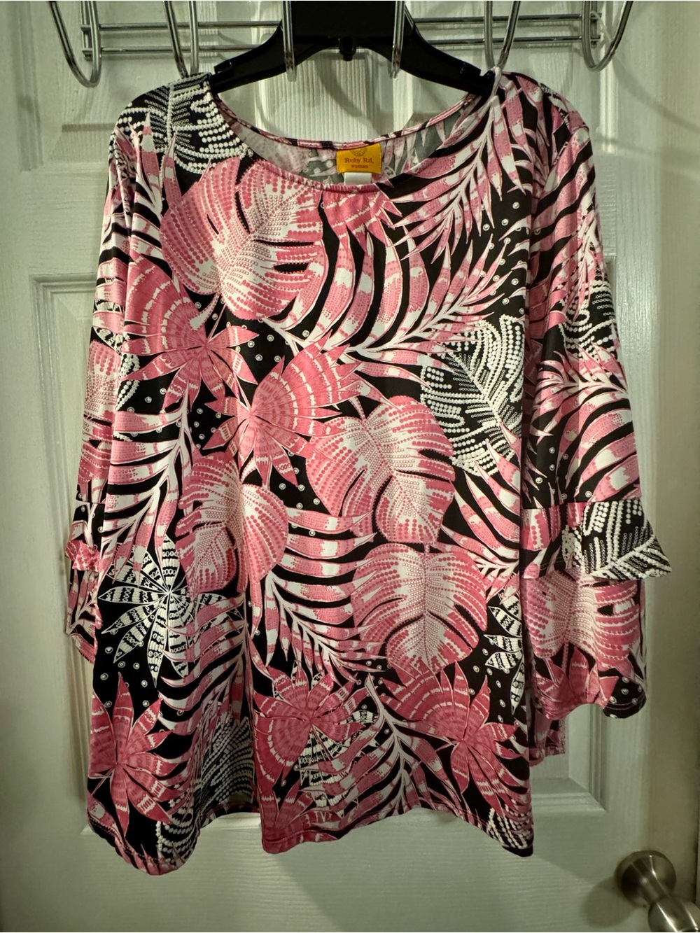 Ruby Rd. Pink & Black Tropical Leaf Print Tunic